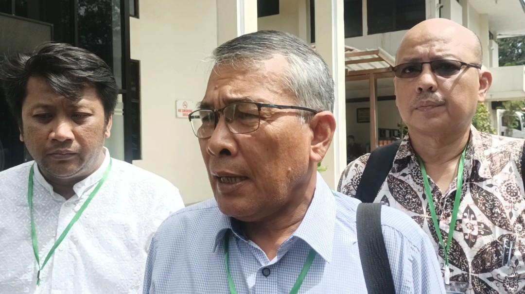 Taslim, SH, MH :  Kohir 190 Milik Penggugat atas Nama Djumirasih Legalisirnya  Tidak Tercatat di Kelurahan Cisarenteun Kulon