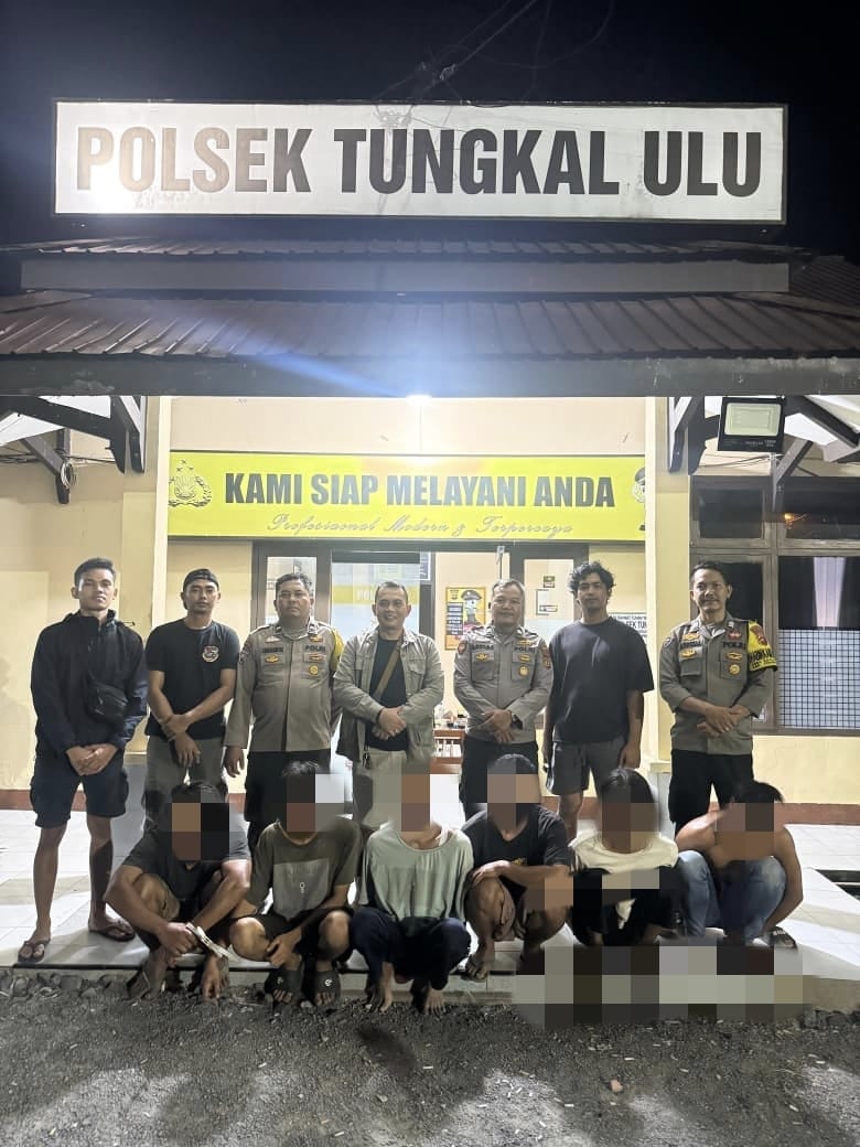 ENAM PRIA DIGEREBEK! Polsek Tungkal Ulu Bongkar Dugaan Pesta Narkoba Tengah Malam, Sabu–Ekstasi Disita