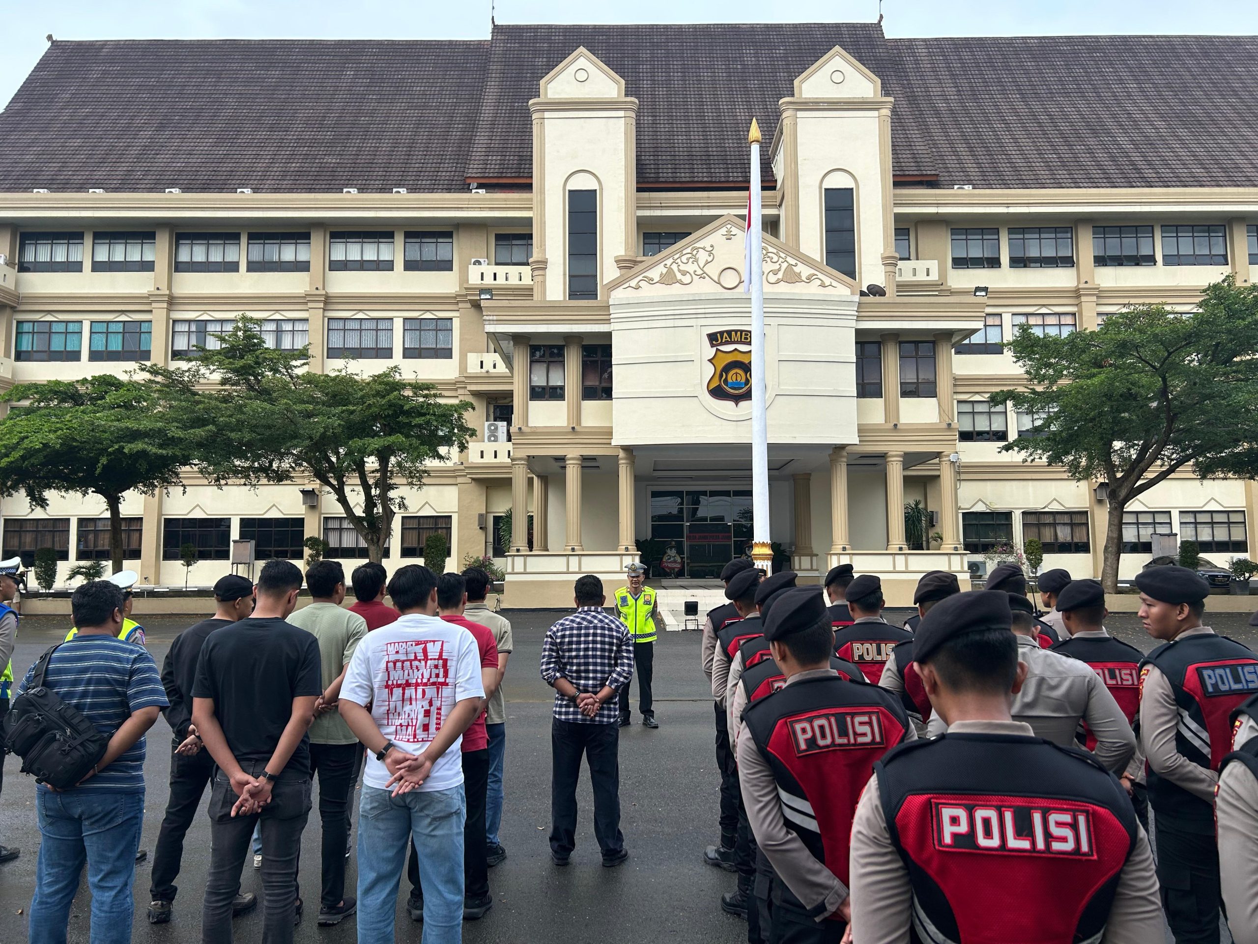 900 Personel Dikerahkan, Polda Jambi Pastikan Perayaan Imlek 2026 Aman dan Kondusif